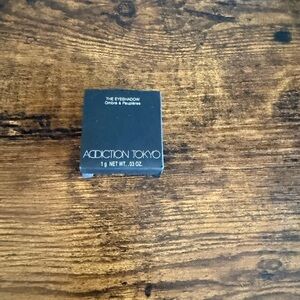 Addiction The Eyeshadow Single  Sakura Petal new never used